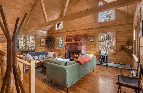 Lakefront Log Cabin, Private Lake Access w/Peloton - Foto 40