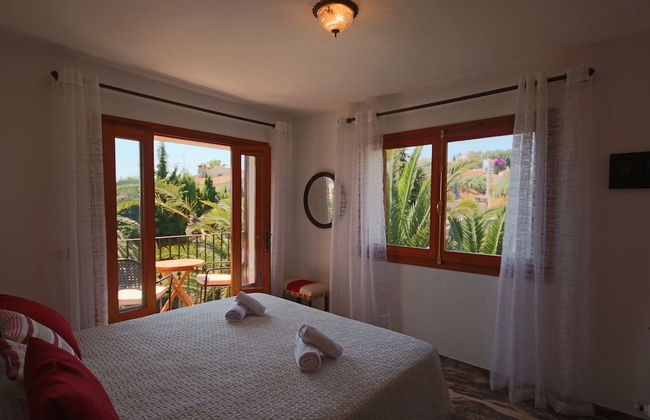 Only 100m to the Beach! Spacious Villa With Private Pool - 12 People - Foto 5