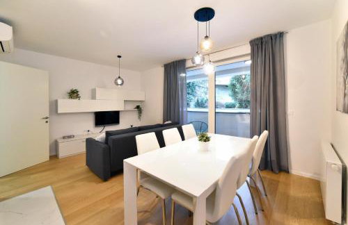 Ophelia - Spacious 2-Bedroom Apartment with Parking & Balcony - Foto 6