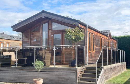 2 Bedroom Log Cabin - Photo 1