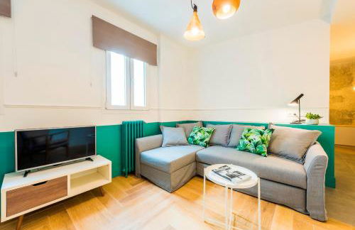 Be Mate Gran Vía Suites - Photo 16