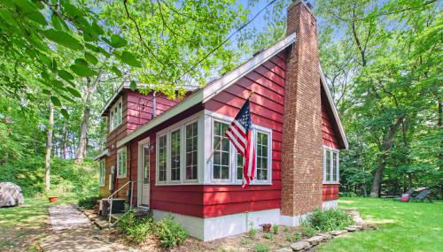 Hillside Cottage - Photo 1