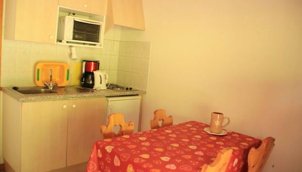 Appartement cocooning 3* au pied des pistes, parking, Wifi, 2 pers. - FR-1-198-221 - Photo 3, Private kitchen