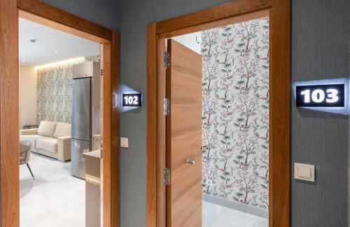 BiBo Suites Real Chancilleria - Photo 24