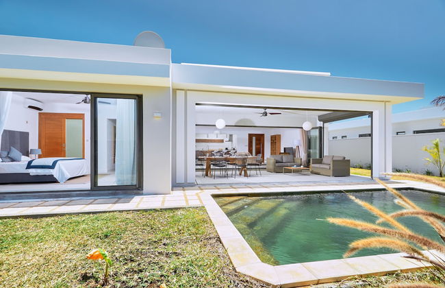 Corail Bleu Private Pool & Garden Villas with LOV - Photo 13