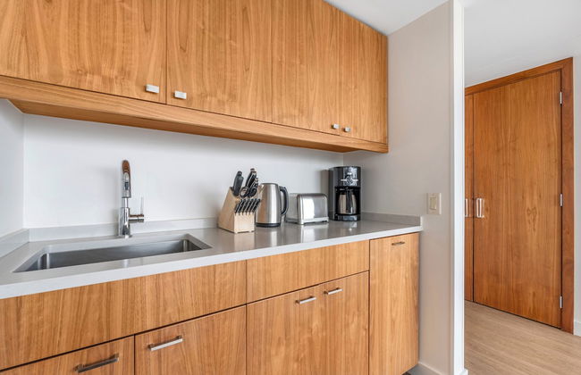 Embarc Vancouver - Photo 11