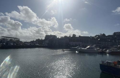 2 Bedrooms overlooking Little Petherick Creek - Foto 13