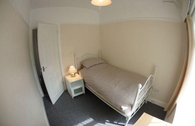 Strawberry Field House - Photo 3