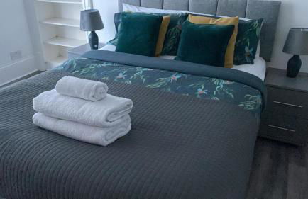 Bright & Stylish 1-bed Apt W/free Parking & Wi-fi - Photo 14