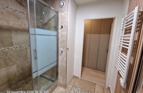 Superbe Appartement 3 pièces près de la Défense - Foto 7