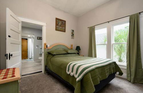 Promise Land Manor Historic home lake access, near parks and venues - Foto 3