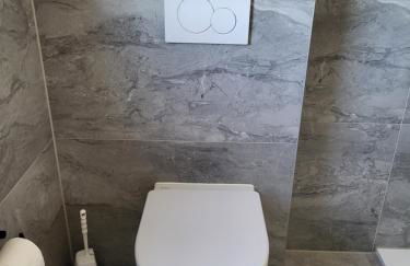 Emily Apartments, moderne ruhige Wohnung, nur 4 km von der A2 - Foto 19