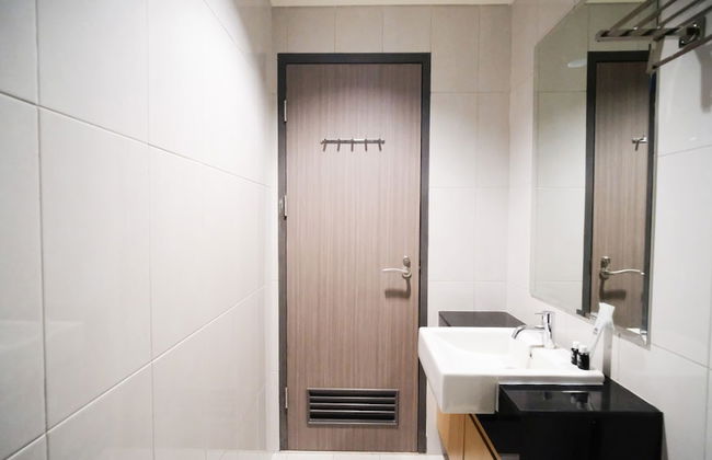 Best Location And Strategic 2Br At Praxis Apartment - Foto 30