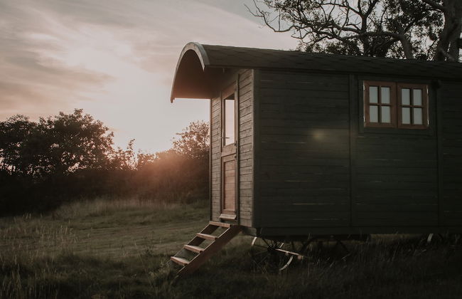 Stunning Shepherd's Hut Retreat, North Devon - Photo 1