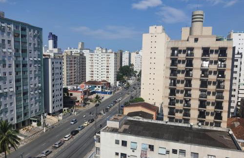 Apto frente à praia, aconchegante, vista lateral pro mar! - Foto 45