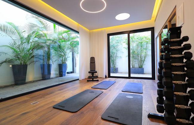 Luxurious Coastal Villa w Pool & Garden - Foto 69