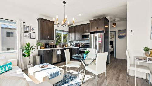 Newly Remodeled Cozy Beach Retreat Ocean Views - Foto 4, stove, dishwasher