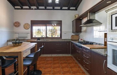 4 Bedroom Stunning Home In Guillena - Foto 5
