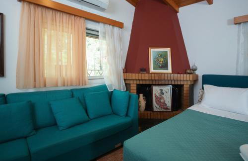 Palaiokastro Hillside Home 900m from the Beach - Foto 10