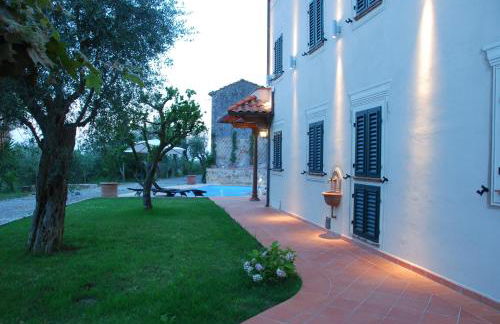 La Libellula- casale panoramico con piscina in Versilia - Photo 4