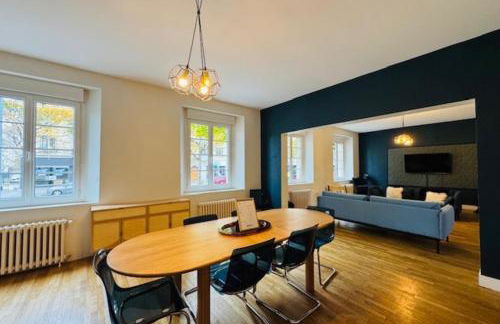 Stunning 230m with garden in the city center - Photo 3