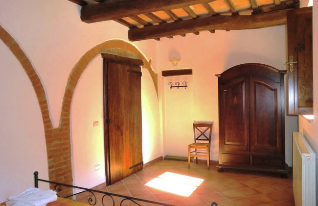 Holiday Home in Pietrafitta Near Lake Trasimeno - Photo 4