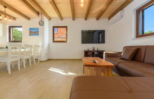 Villa David - luxurious secluded villa with a heated pool - Foto 38