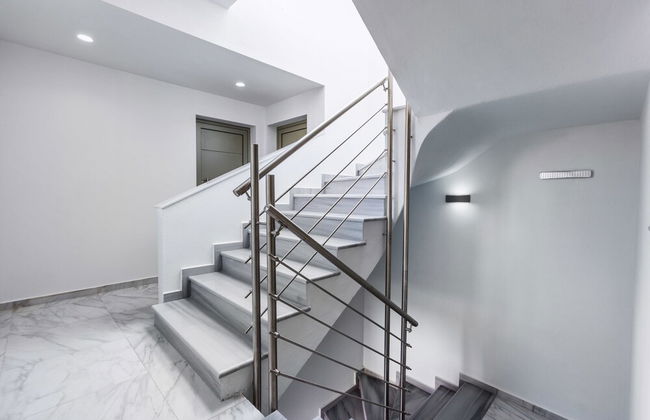 Nymphes Deluxe Accommodation - Photo 30