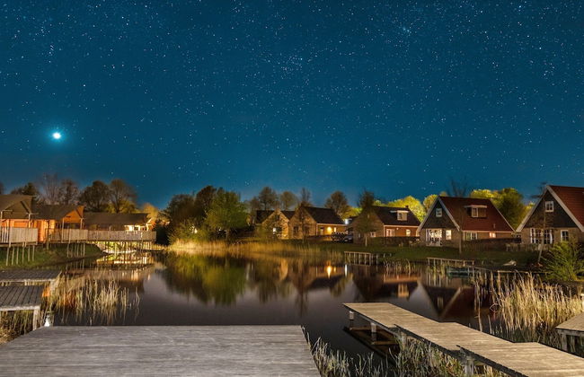 Lovely Tent with Kitchen & Bathroom Located near Pond - Photo 22