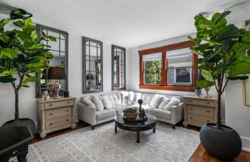 NEW! Updated South Hill Craftsman Sleeps 12! - Foto 4