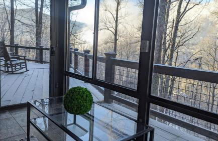 Serene Green - Views, Hot Tub, Skiing, Tubing, Gas Fireplace - Foto 63