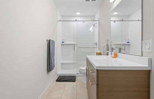 Luxury Condo l DT l Playhouse Square l Sofa Bed - Foto 18