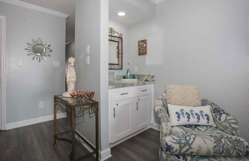 Sea Oats H205 by ALBVR - Come fall in love with this beautiful condo with some of the best views in the complex! - Foto 10