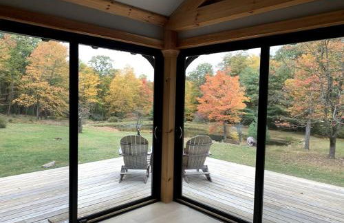 Gorgeous Cottage for Two, Overlooking Pond on 20 acres, Glamping in Pennsylvania - Foto 16