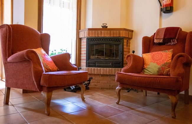 Chalet in Toba Near Montes Obarenes Park - Foto 9