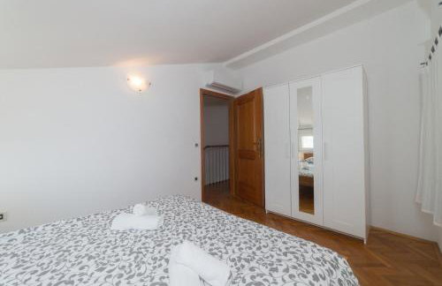 Seaside Apartment Barić Draga - Photo 11