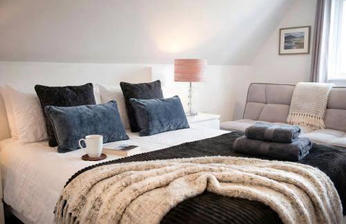 Rosey Lodge -1Bedroom Cousy Flat - Parking, Netflix, WIFI - Close to Blenheim Palace & Oxford - F5 - Photo 5