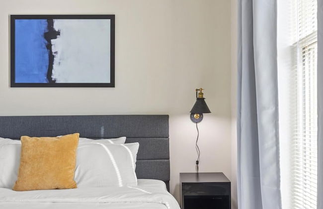 King Bed Walk Score 91 Near King ST Close to DCA - Foto 3