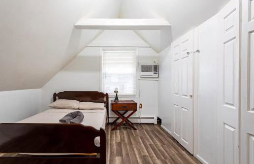 Entire 3bdr home w/parking, backyard, FirePit, BBQ - Foto 24