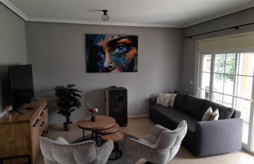 Villa Renes, with a private pool - Foto 2