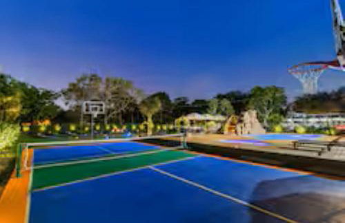 Unique Private Racing Track Villa in Miami Cinema - Foto 21