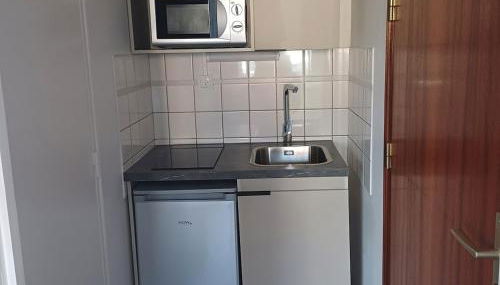 Furnished studio in city center in a quiet neighborhood - Foto 5