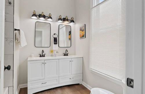 Modern Apt - Downtown Charm - Ideal Location - Foto 16