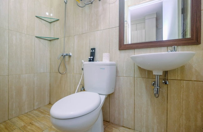 Modern Style Studio Apartment at Azalea Suites with City View - Foto 11