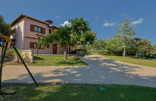VILLA PEPONI Spacious Traditional Villa with Garden - BBQ & Private Parking - Photo 65