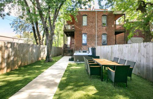 The Celestial House by StayLage - Photo 16