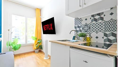Tour Eiffel 10 Luxurious Apartment Studio-2P Free Netflix - Photo 4
