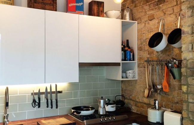 Beautiful Canalside 1-bedroom Flat With Terrace - Foto 4