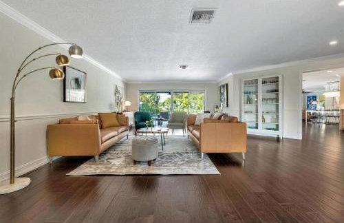 Waterfront Oasis w/ Pool Minutes to Downtown! - Foto 24