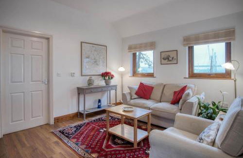 Marina House Annex - 1 Bedroom - Neyland - Photo 18